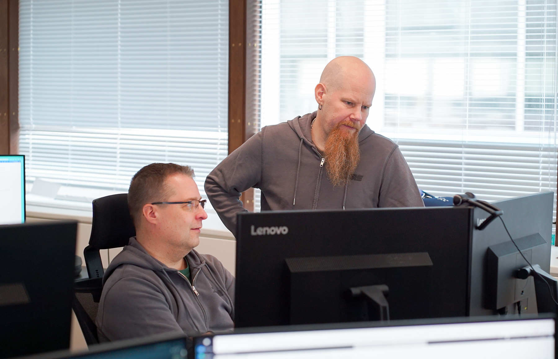 Macke and Timo, working-1